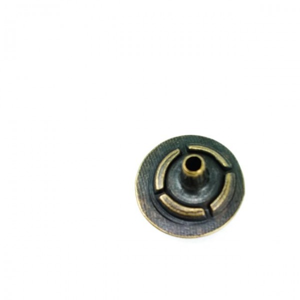 Artı Desenli Çıtçıt Düğme 15 mm 24 boy E 572