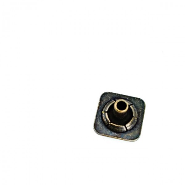 Kare Tasarımlı  Çıtçıt Düğme 11 x 10 mm E 789