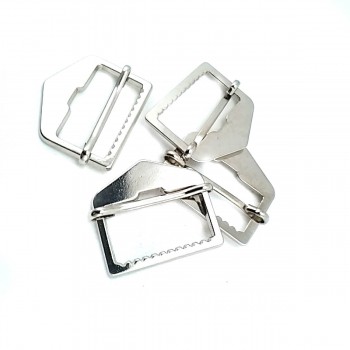 ▷ Strap Adjustment Buckles